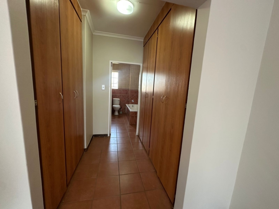 3 Bedroom Property for Sale in Waterval East North West